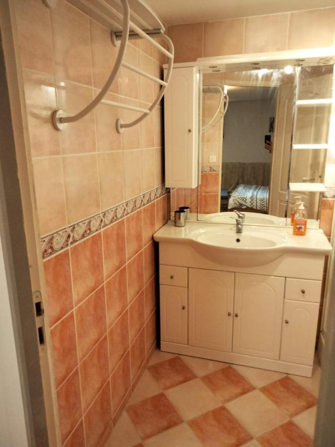 Bed and Breakfast chez Angélique Marcorignan Esterno foto